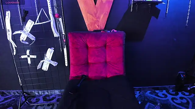 lilith_slave 即時 XXX 聊天