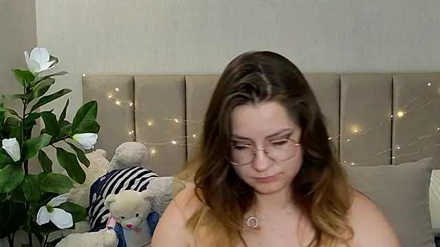Chat +18 de Briarx ao vivo