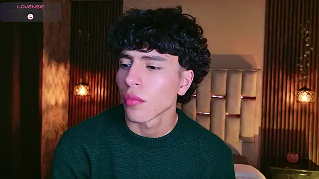 XXX chat uživo modela Michaell_Peters