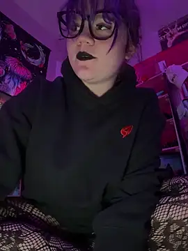 Cutiepiespanks' Live XXX Chat