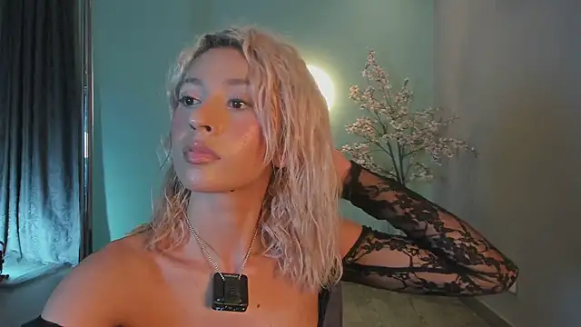 Angelbae- élő XXX-chatje