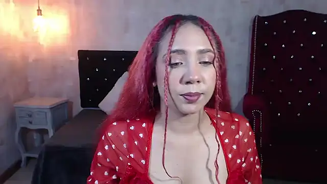 IsabelaLatina Chat XXX in diretta
