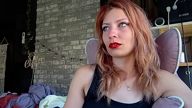 XXX chat uživo modela karo123421