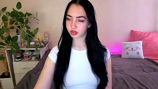 WildKittenX_n Live XXX chat