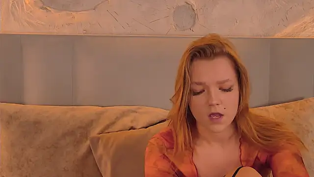 JennyPortman: онлайн-секс-чат