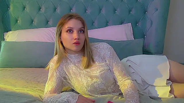 XXX chat uživo modela StacyEvances