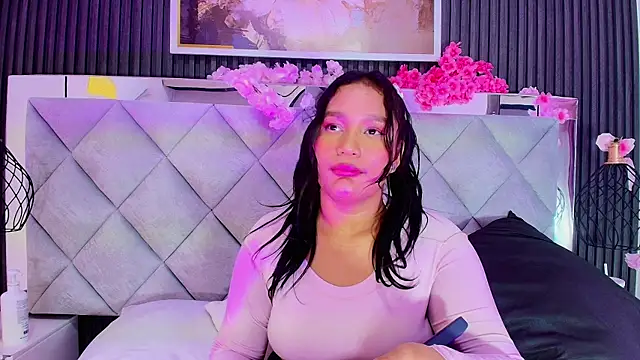 Sara_Chanel_'s Live XXX Chat