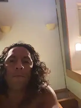 הופעת וובקאם של latinj11
