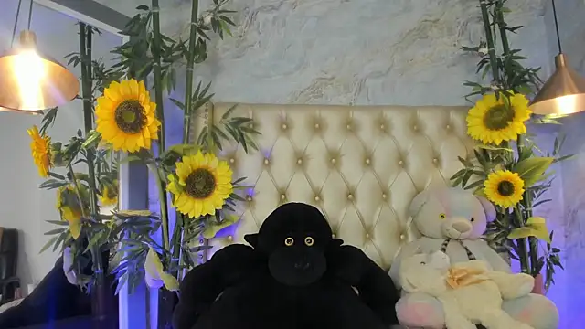 Онлайн чат XXX LittleeJaz