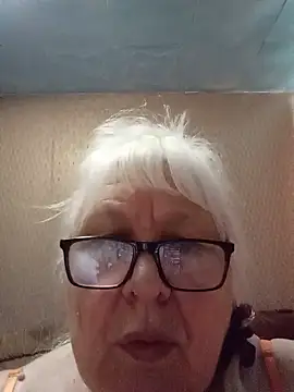 Alexia64231 élő XXX-chatje