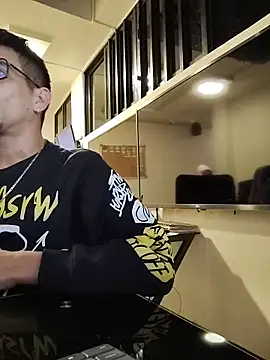 Juann-cock Adlı Modelin Canlı XXX Sohbeti
