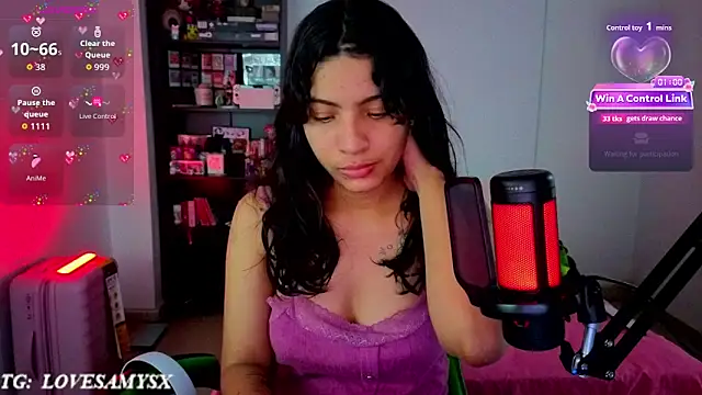 Chatroom XXX en direct de Lovelyamyy