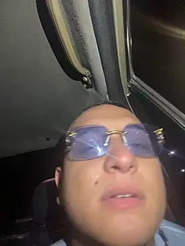 TomasStyl__ élő XXX-chatje