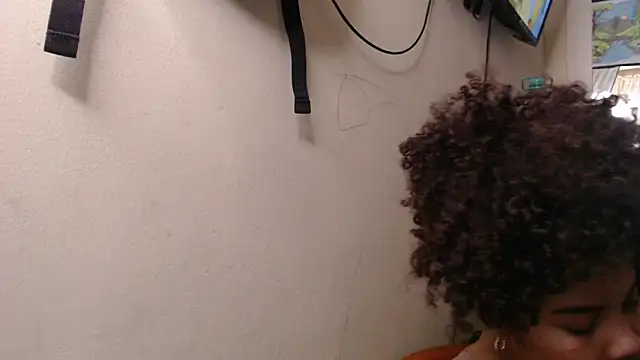 madelene 现场XXX聊天