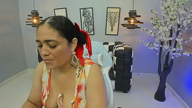 Bianca_Millf's Live XXX Chat
