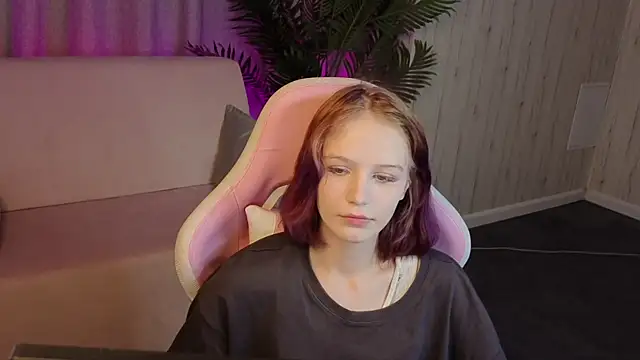 AliceJohansone's Live XXX Chat