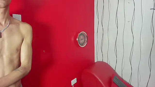 Oliver2005hot webcam show