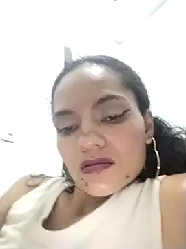 Karen_Ariass 라이브 XXX 채팅