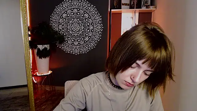 XXX chat uživo modela EchoScribe