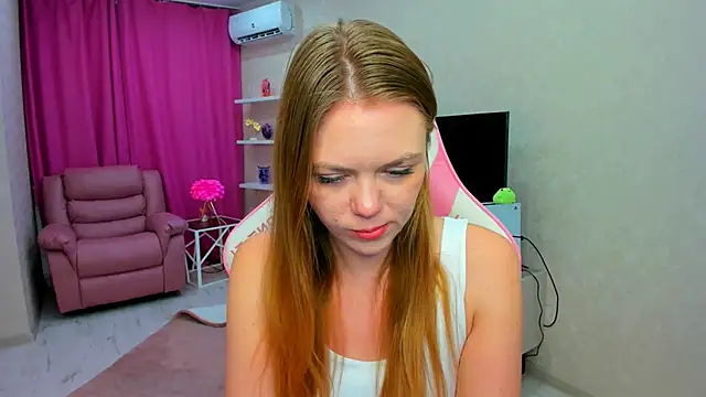 Strawberrye Chat XXX in diretta