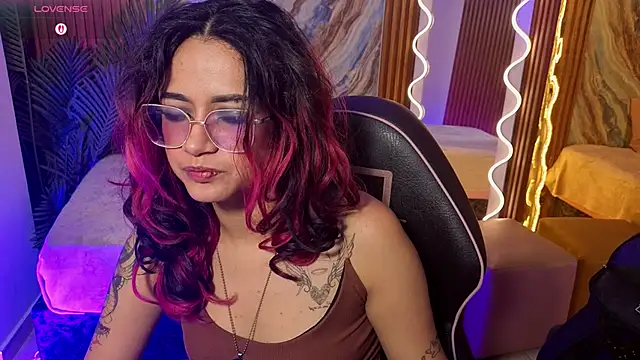 kristen_tay's Webcam Show