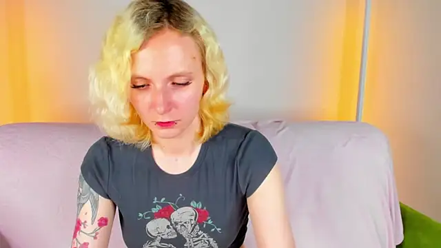 LikiLips Live XXX-Chat