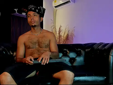 XXX chat uživo modela TitoBell