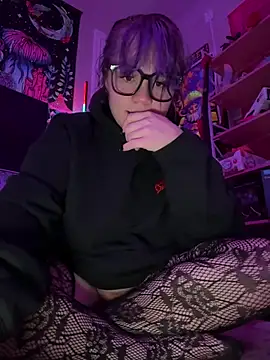 Cutiepiespanks' Live XXX Chat