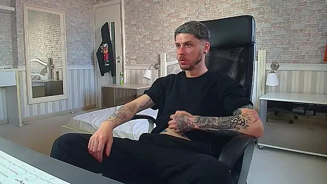 JonahShaw Webcam show