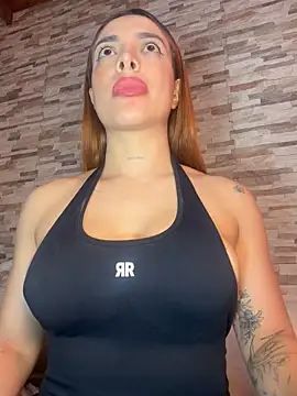 CiaraMorettii Chat XXX in diretta