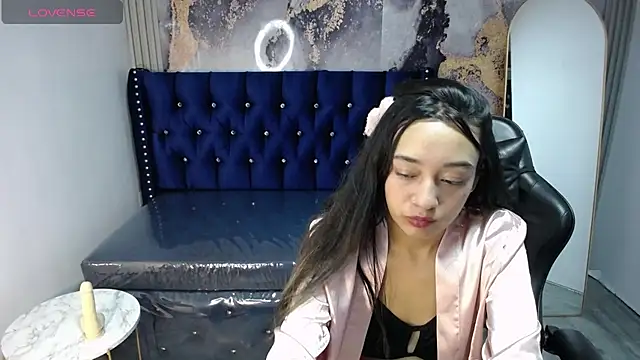 Chat XXX en directo de Little_Samy_v