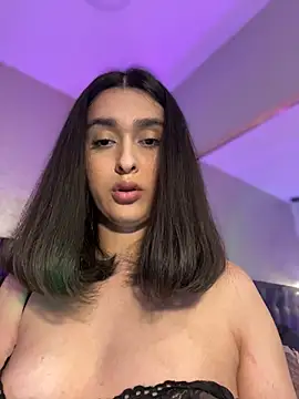 MiahWindsor 即時 XXX 聊天