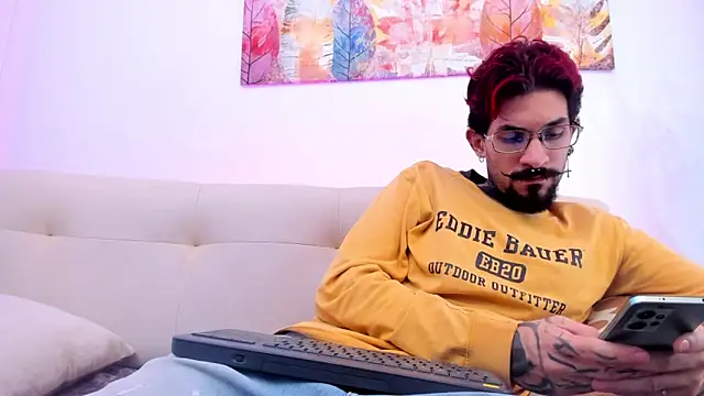 Chat +18 de Jonathan_Soto ao vivo