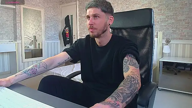 JonahShaw's Webcam Show
