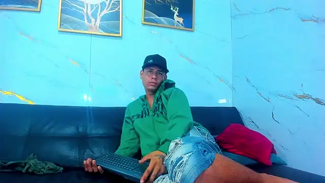 Czat XXX na żywo – Spicy_guys