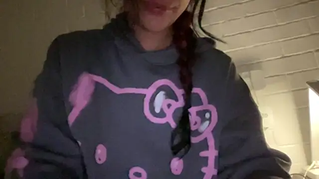 kaithra Chat XXX live