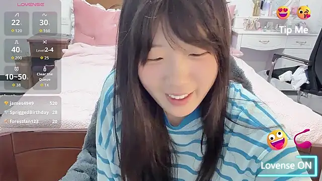 zhnlky's Live XXX Chat