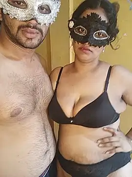 Crushme_cpl Chat XXX in diretta