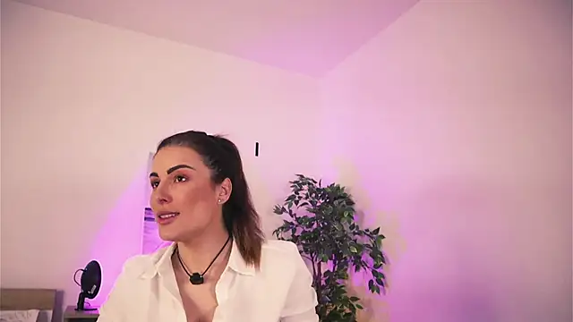 Misslullu Adlı Modelin Canlı XXX Sohbeti