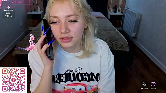 Kate_Krose élő XXX-chatje