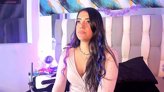 IsaDiiaz's Live XXX Chat