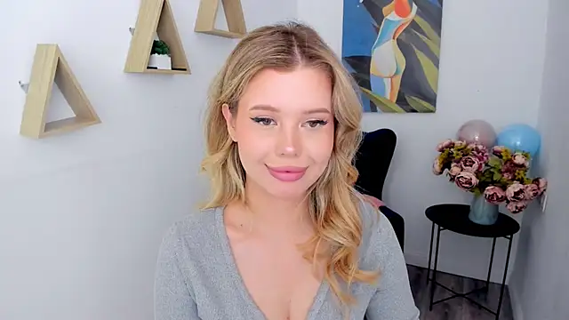 FollowLovee's Live XXX Chat