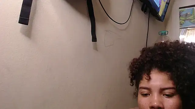 Chat +18 de madelene ao vivo