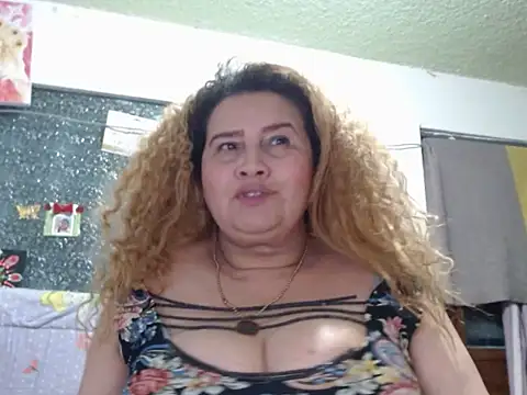 Chat XXX Live Perla1981--
