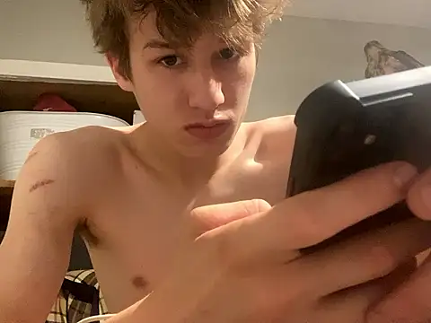 Czat XXX na żywo – yourwhiteboy1