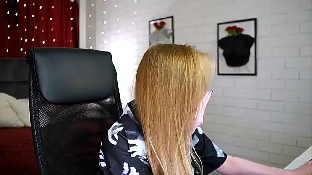 AmyNox's Live XXX Chat