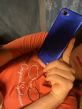 Chat XXX ao vivo de Linda-babyy