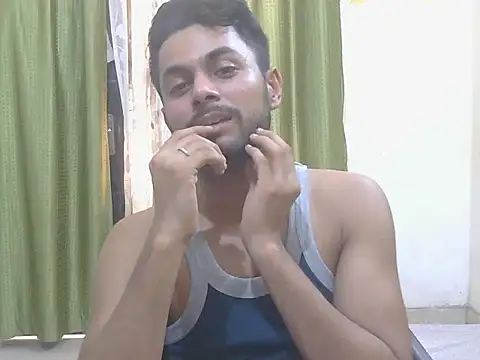 Stubborndesiboy Live XXX-Chat