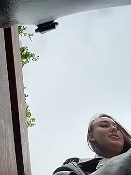KiraSunshine's Live XXX Chat