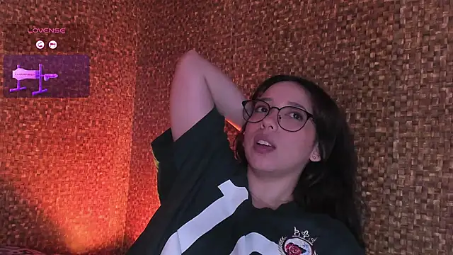 Apartment28 Chat XXX live